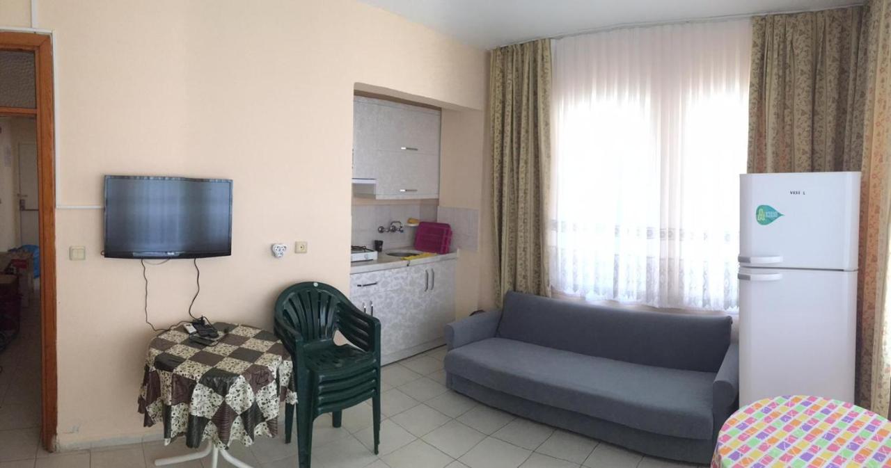 Oeznur Apart Otel Сиде Екстериор снимка