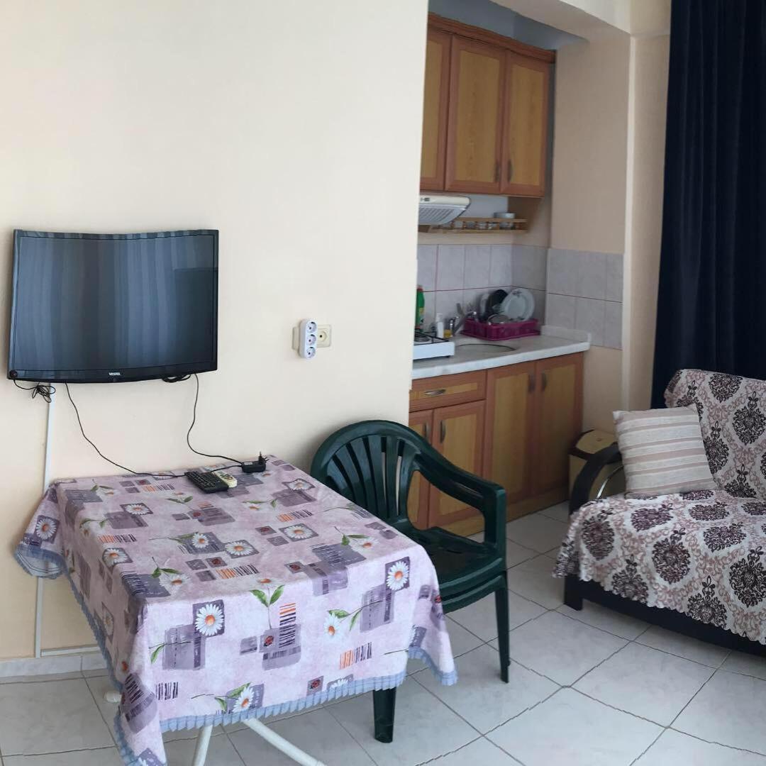 Oeznur Apart Otel Сиде Екстериор снимка