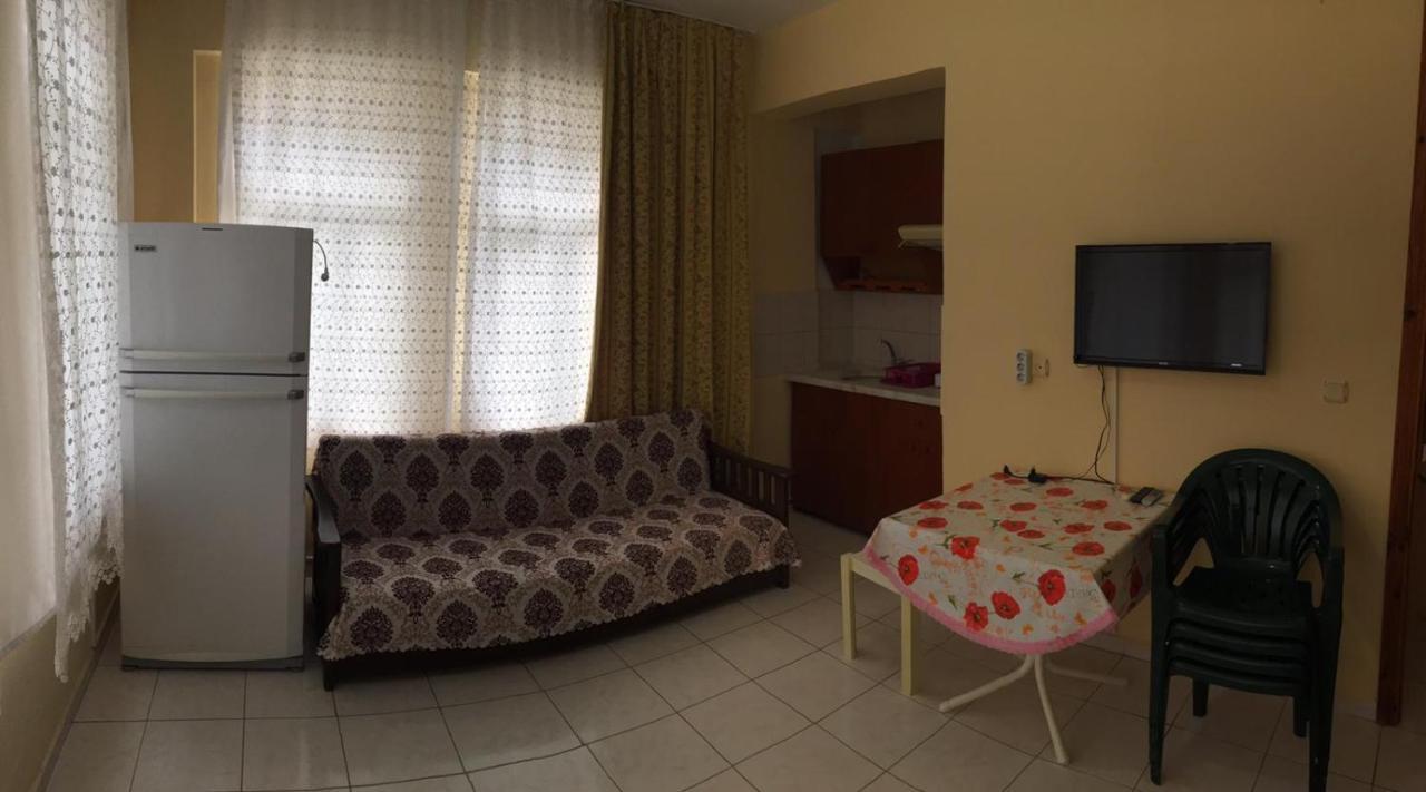 Oeznur Apart Otel Сиде Екстериор снимка